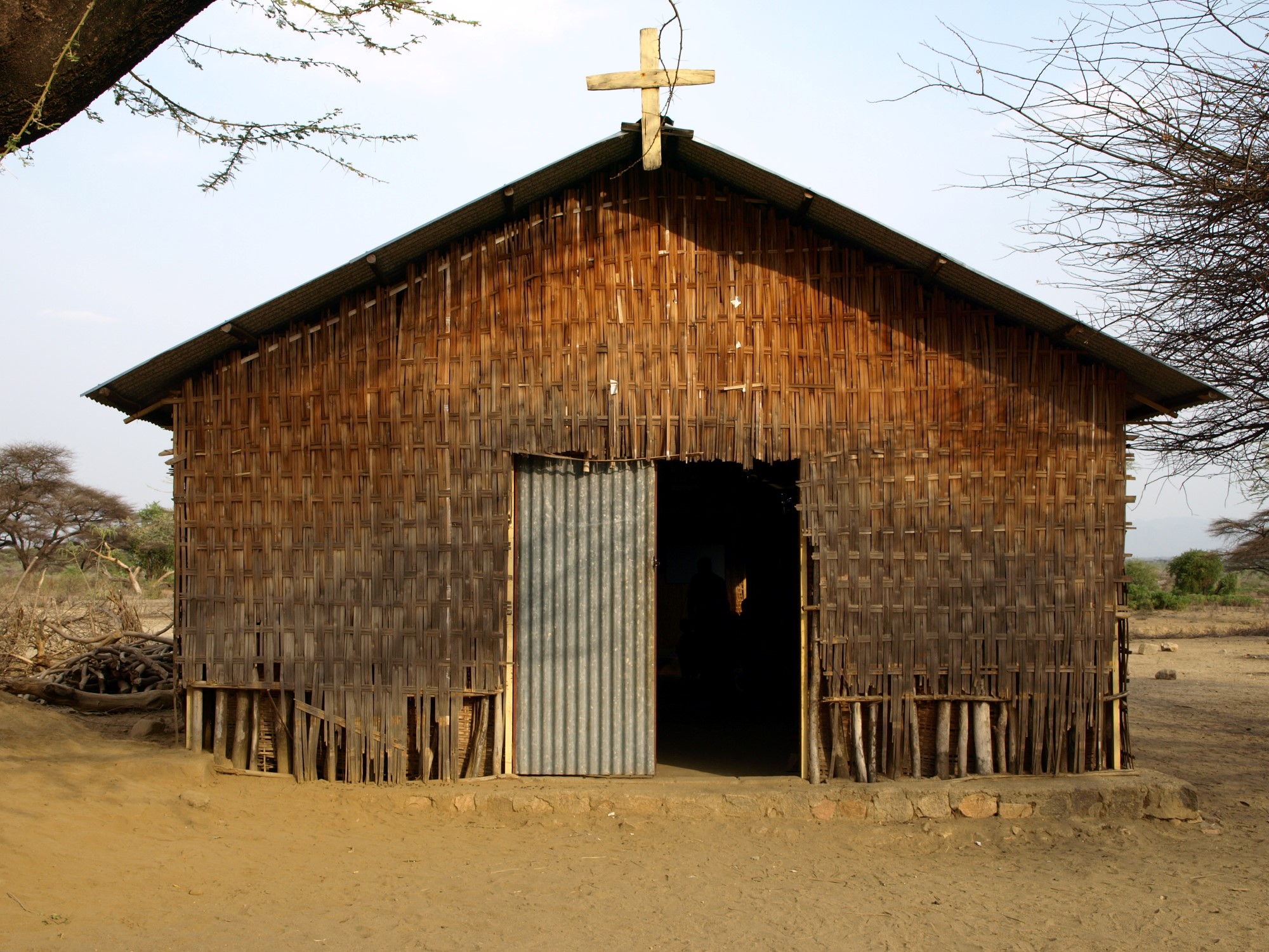 kirkebygg på landsbygda