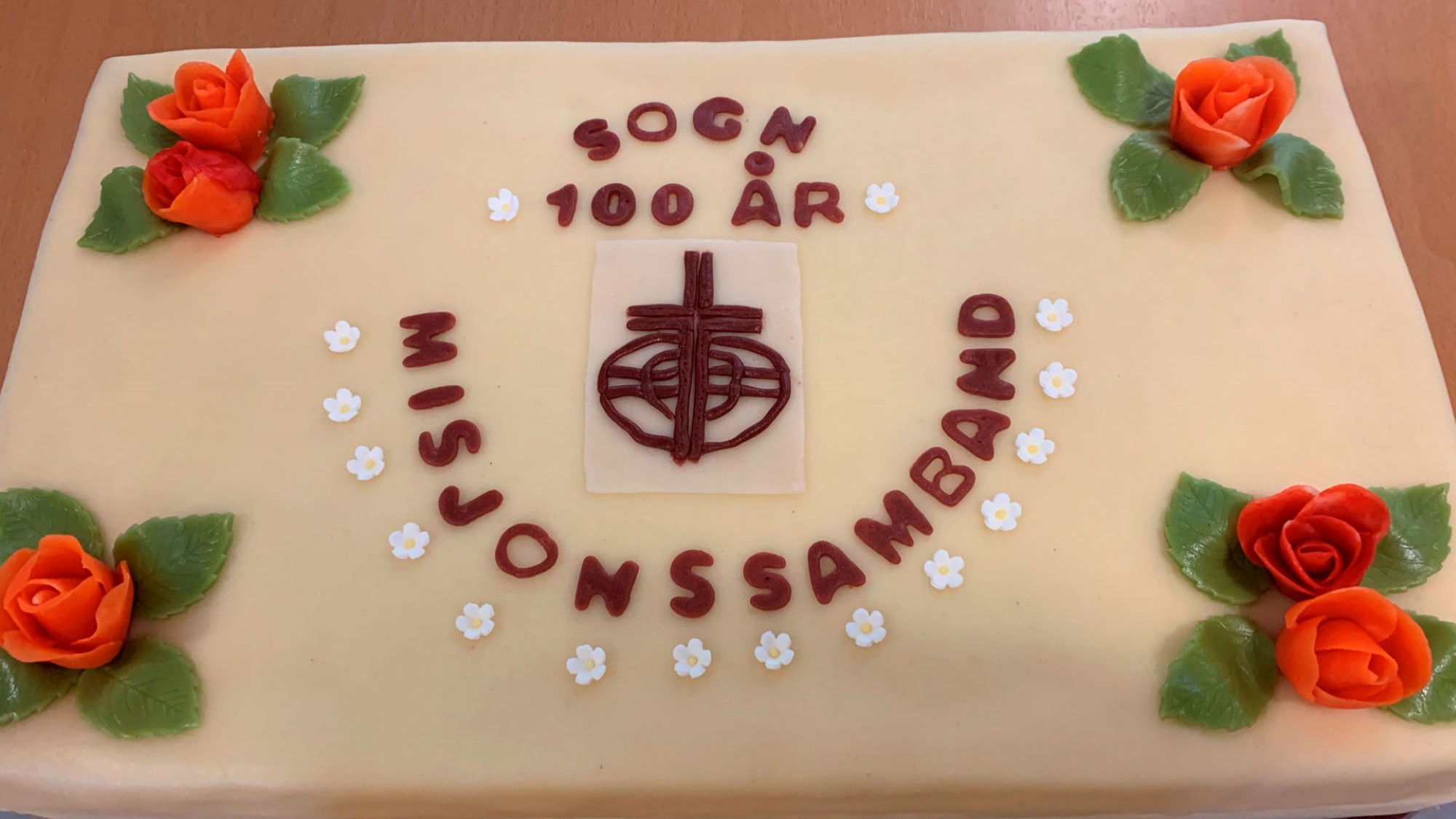Kake, står Sogn NLM 100 år