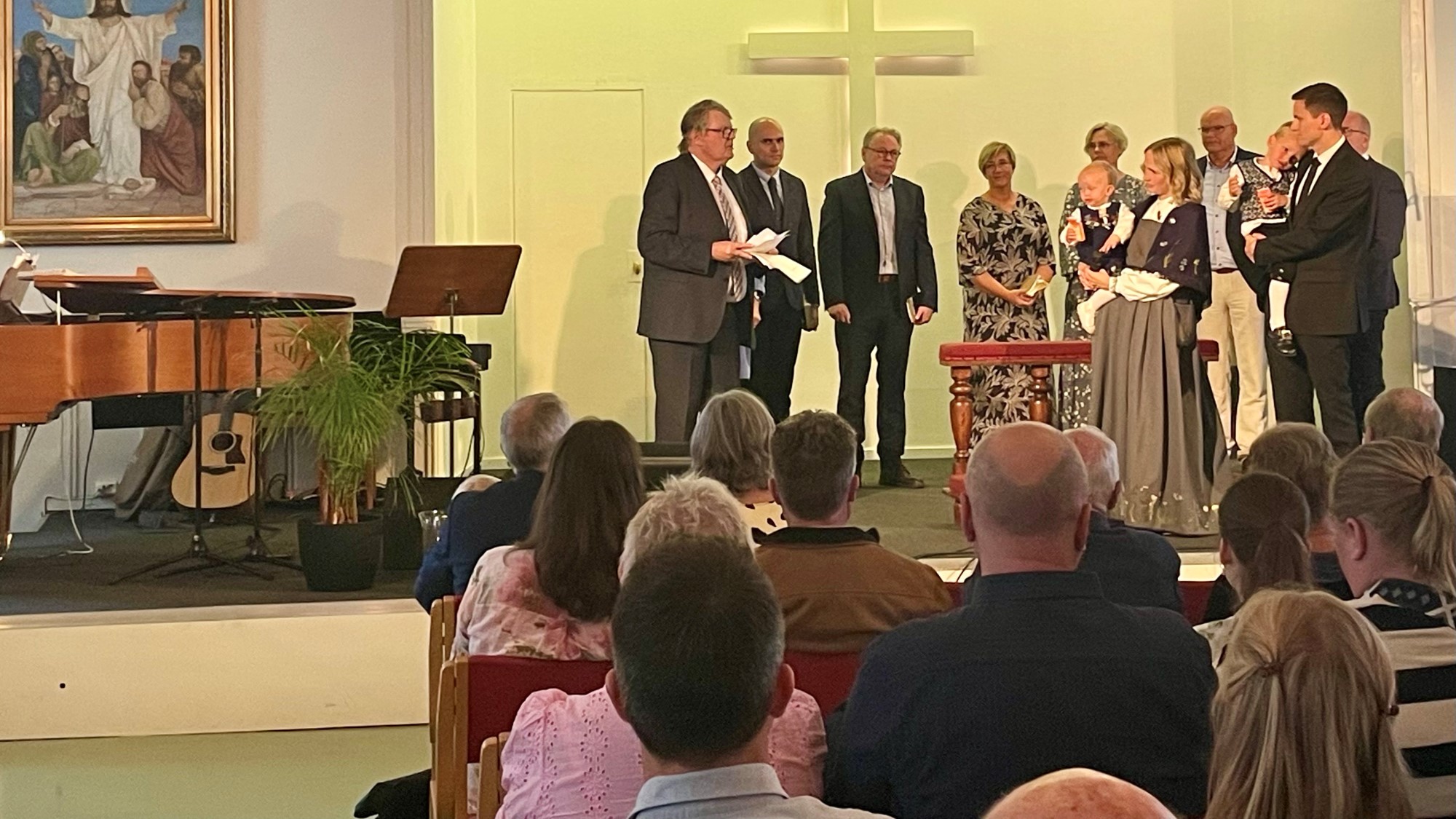 Lovise Marlene og Torgeir Hugdal ble innviet til misjonærtjeneste i Betania i Trondheim. De reiser ut til Peru i oktober.
