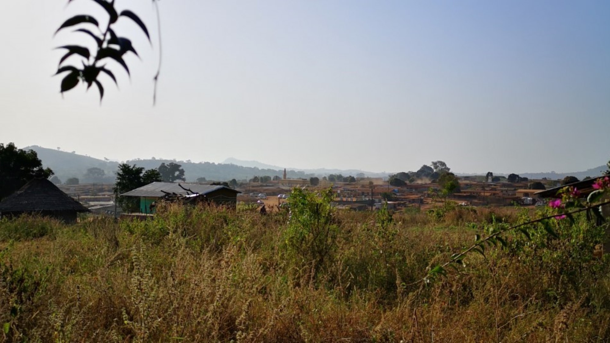 Utsikt over landsbyen