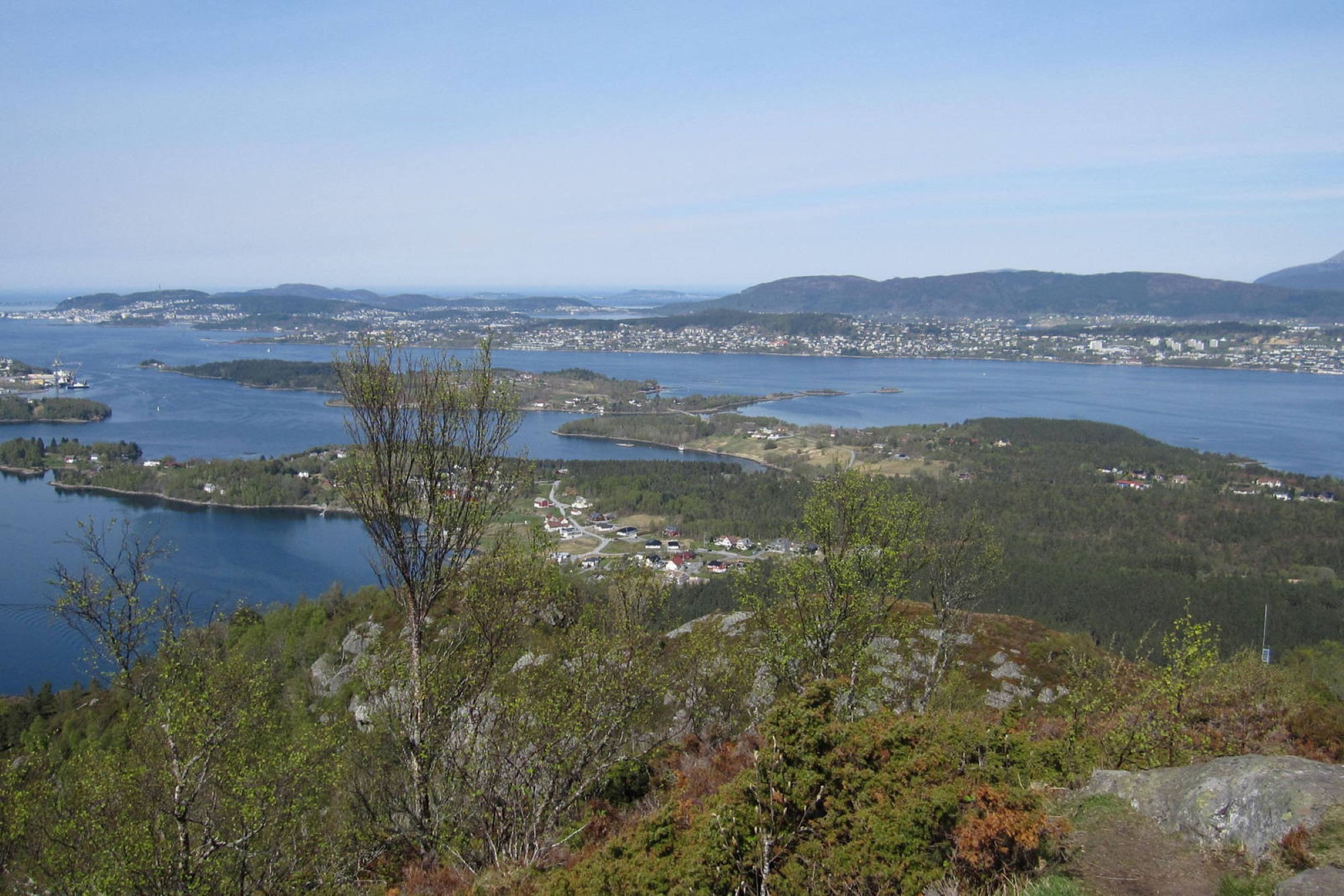 Utsikt fra Leirvågfjellet